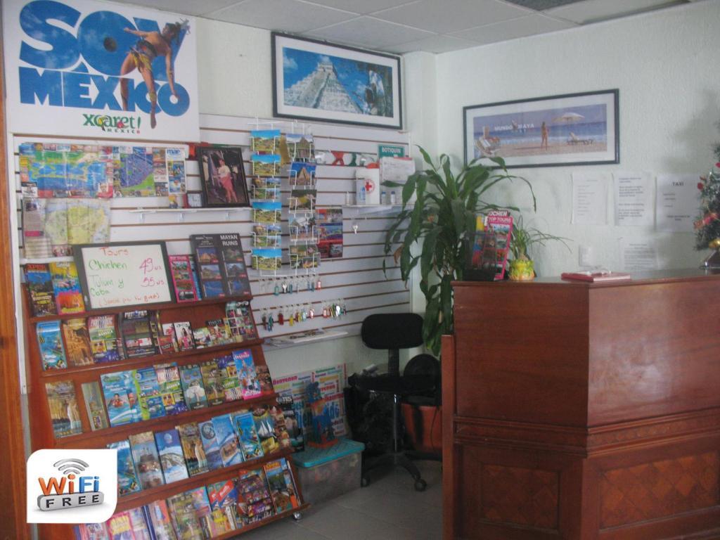 Hostel Mundo Maya Канкун Экстерьер фото