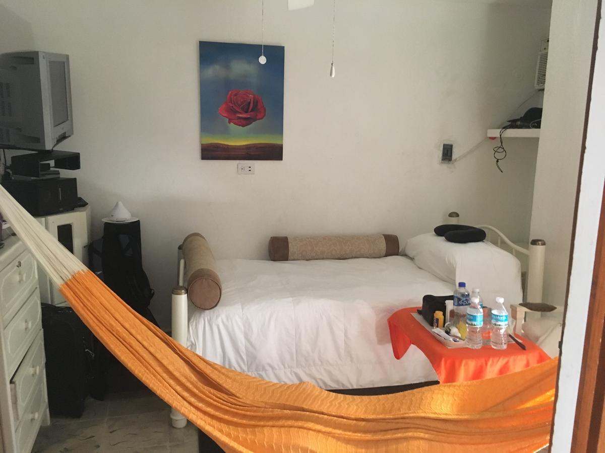 Hostel Mundo Maya Канкун Экстерьер фото