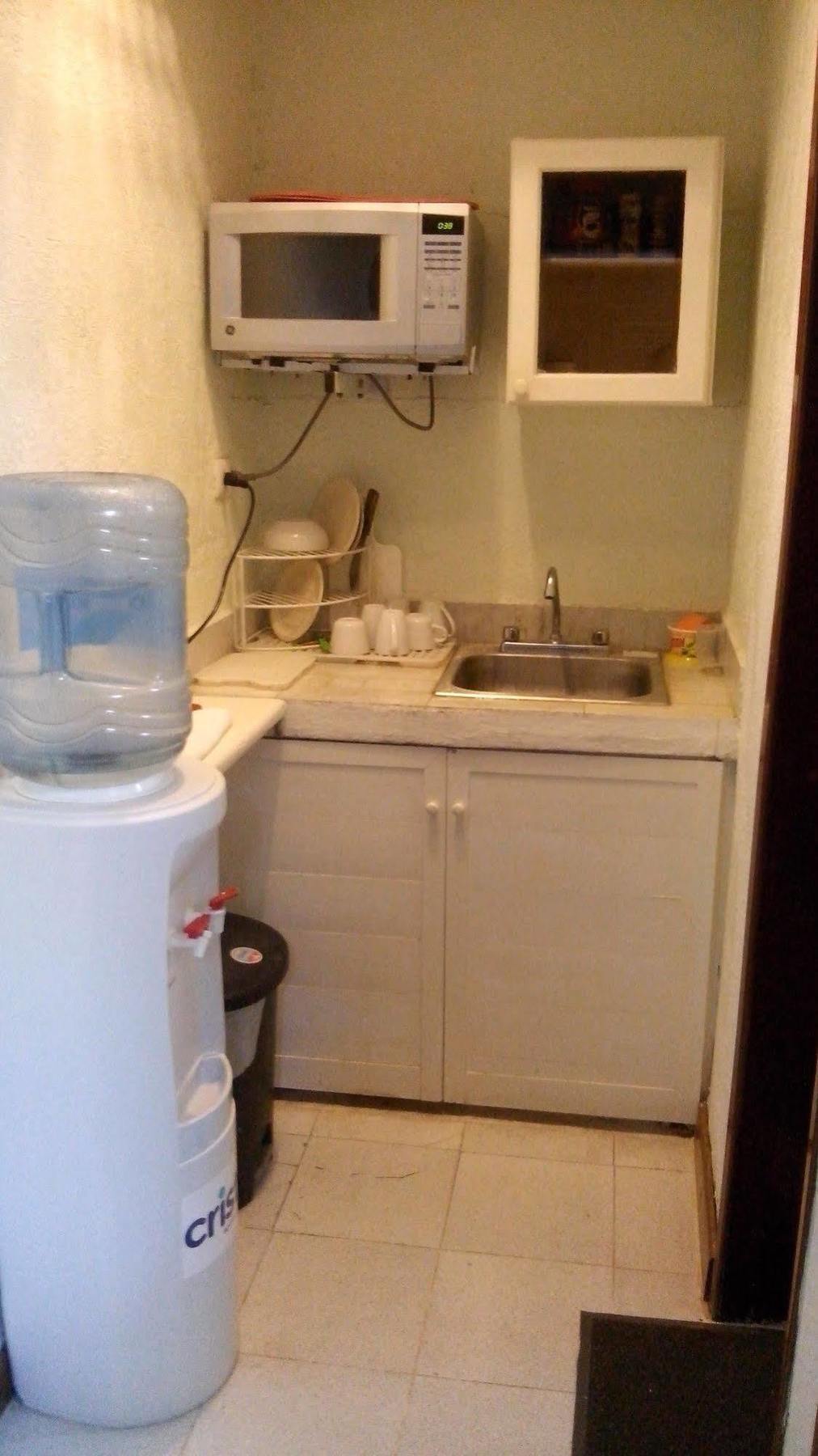 Hostel Mundo Maya Канкун Экстерьер фото